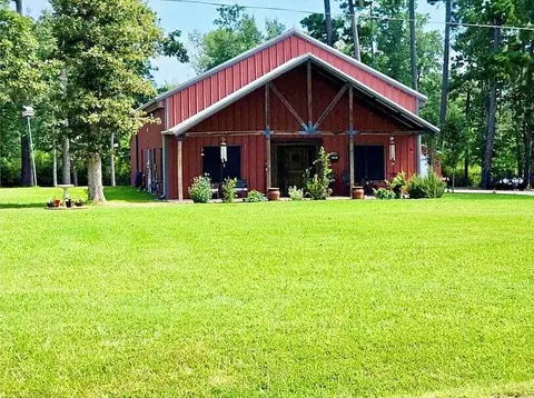 Exterior - 333 Edgewood, Onalaska, TX 77360 photo 2 of 7