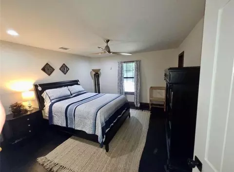 Bedroom - 333 Edgewood, Onalaska, TX 77360 photo 2 of 2