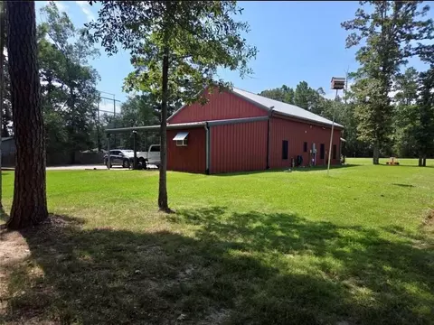 Exterior - 333 Edgewood, Onalaska, TX 77360 photo 7 of 7