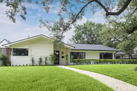 4719 Ivanhoe St, Houston, TX 77027