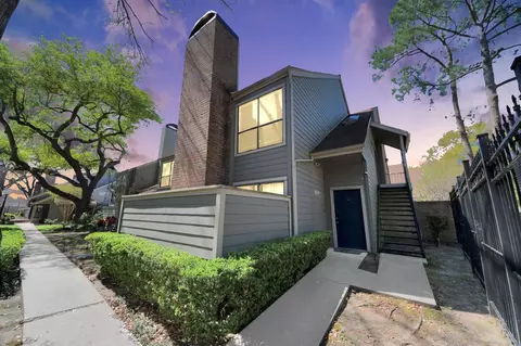 6601 Sands Point Dr #54, Houston, TX 77074