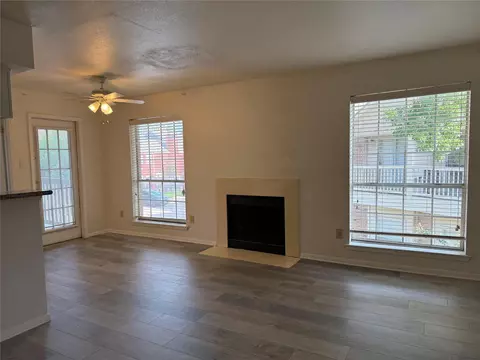 2626 Holly Hall St #406, Houston, TX 77054