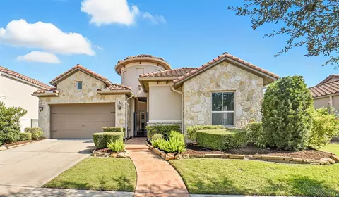 10 Silent Way Dr, Sugar Land, TX 77498