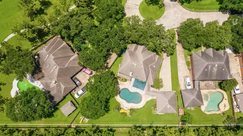 1423 Clarkdale Ct, Houston, TX 77094