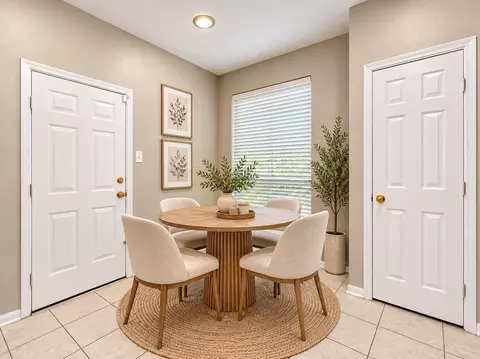 Dining - 38 Scotch Pine Ct, Spring, TX 77382 photo 4 of 4