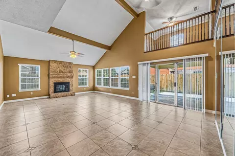 11510 Pagoda Dr, Stafford, TX 77477