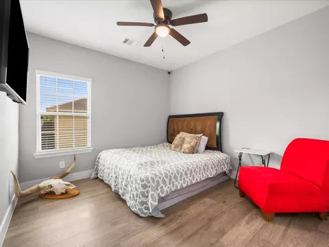Bedroom - 6207 Graff Net Ct, Spring, TX 77379 photo 4 of 4