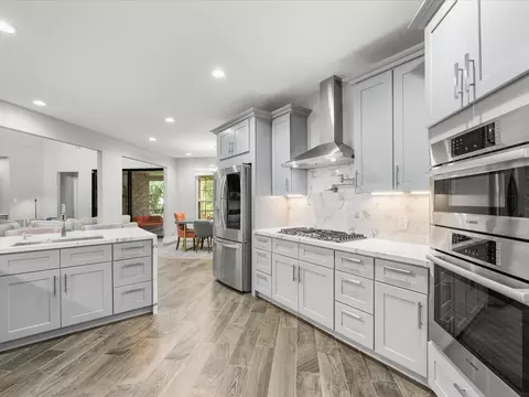 Kitchen - 6207 Graff Net Ct, Spring, TX 77379 photo 2 of 4