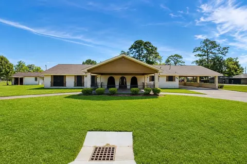 5902 Mccullough St, Baytown, TX 77521
