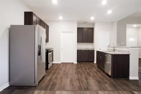 Kitchen - 17624 Cedar Crest Dr, Conroe, TX 77306 photo 1 of 6