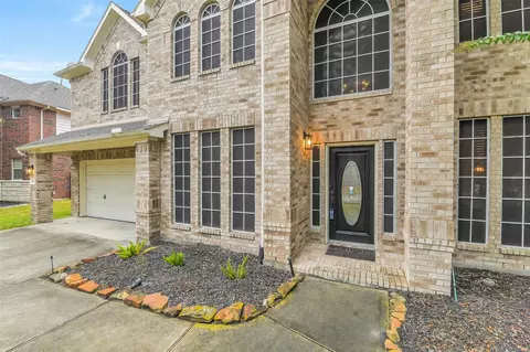 Exterior - 30214 Vinebriar Dr, Spring, TX 77386 photo 4 of 8