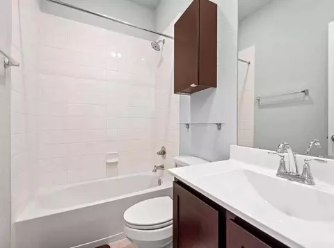 Bath - 2313 Harmony Glade Ln, Spring, TX 77386 photo 4 of 4