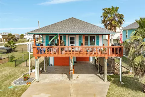 4127 Fort Bend Dr, Galveston, TX 77554