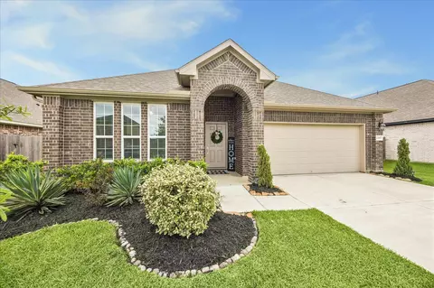 23601 Zinfandel Dr, Alvin, TX 77511