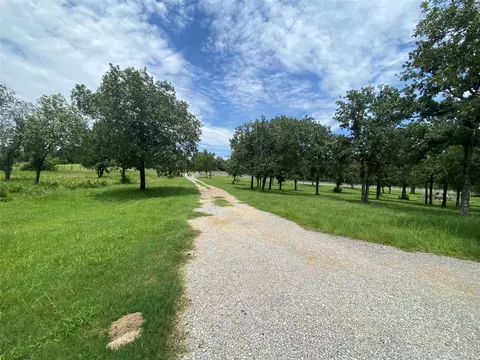 8712 County Road 417, Marquez, TX 77865