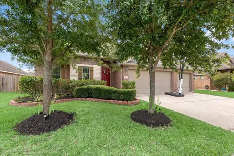 11619 Beckton Cypress Dr, Tomball, TX 77377