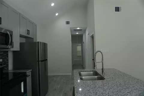 9976 Elder, Willis, TX 77318 photo 10