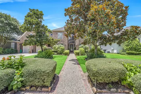 14311 Darschelle Ct, Houston, TX 77069