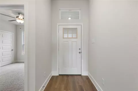 Entry Way - 2033 Winepress Rd, Brenham, TX 77833 photo 1 of 4