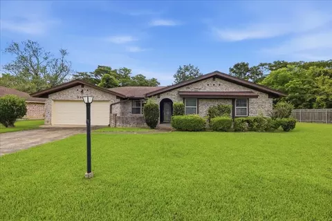 3210 Lancelot, Orange, TX 77630