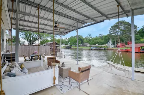 Exterior - 14186 Shadow Bay Dr, Willis, TX 77318 photo 6 of 9