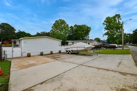 Exterior - 14186 Shadow Bay Dr, Willis, TX 77318 photo 9 of 9