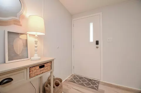 Entry Way - 14186 Shadow Bay Dr, Willis, TX 77318 photo 1 of 2