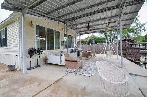 Exterior - 14186 Shadow Bay Dr, Willis, TX 77318 photo 5 of 9