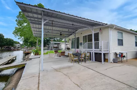 Exterior - 14186 Shadow Bay Dr, Willis, TX 77318 photo 7 of 9