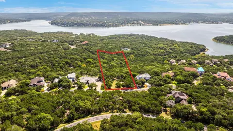 17604 Regatta View Drive Dr, Jonestown, TX 78645