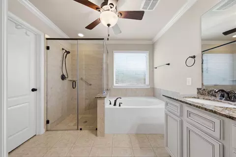 Bath - 7611 Willow School Dr, Spring, TX 77389 photo 2 of 2