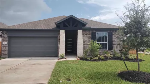 1706 Compass Rose Dr, Angleton, TX 77515 photo 1