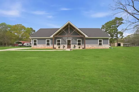 386 Pearl Thomas Rd, Livingston, TX 77351