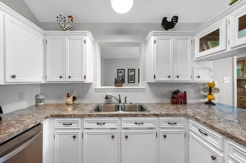Kitchen - 606 Walnut St, Sweeny, TX 77480 photo 2 of 3