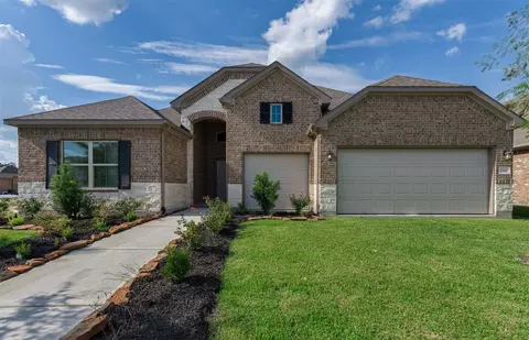 13623 Lago Vista Dr, Iowa Colony, TX 77583
