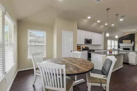 Dining - 23710 Walnut Maze Ct, Spring, TX 77389 photo 2 of 3