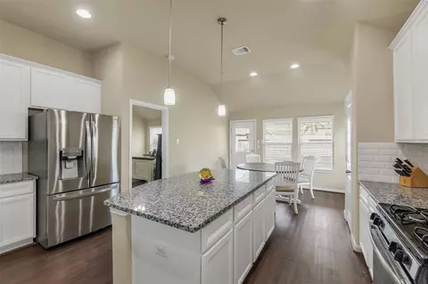 Kitchen - 23710 Walnut Maze Ct, Spring, TX 77389 photo 4 of 4