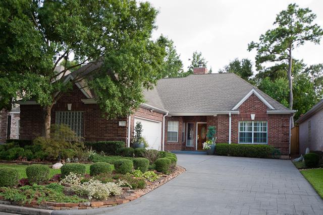 12 Stonegate Park Ct, Spring, TX 77379 photo 1