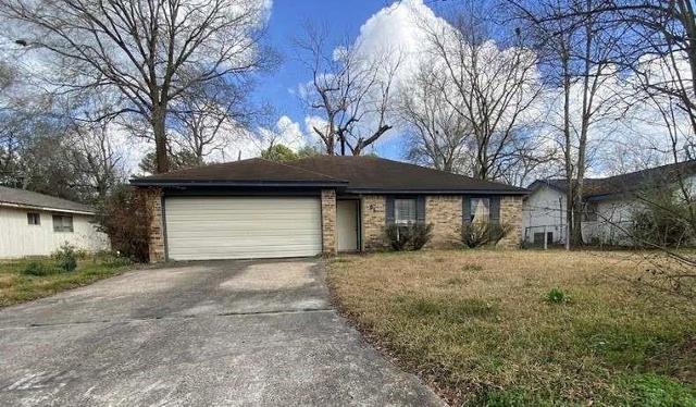 95 Briggs St, Beaumont, TX 77707