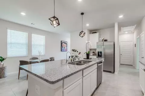 Kitchen - 17514 Rosette Grass Dr, Conroe, TX 77385 photo 2 of 6