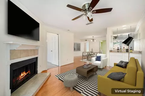 18800 Egret Bay Blvd #207, Houston, TX 77058