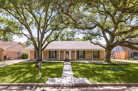 823 Pinesap Dr, Houston, TX 77079