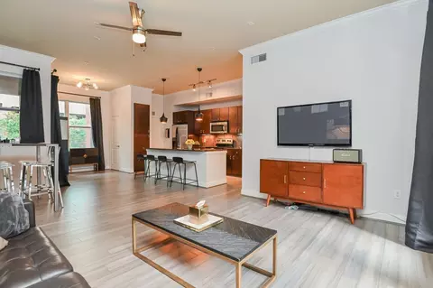 300 St Joseph Pkwy #123, Houston, TX 77002