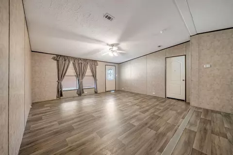 Living - 16357 Summit Oaks, Conroe, TX 77303 photo 1 of 3