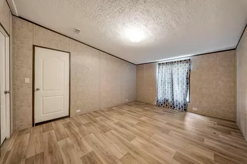 Bedroom - 16357 Summit Oaks, Conroe, TX 77303 photo 2 of 5