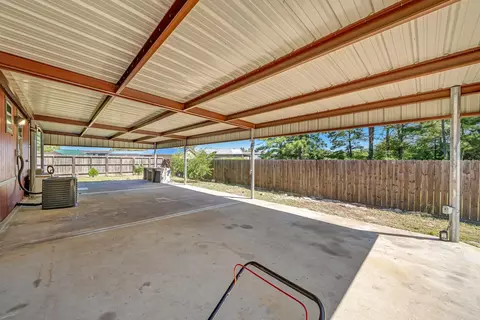 Exterior - 16357 Summit Oaks, Conroe, TX 77303 photo 7 of 11