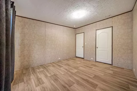 Bedroom - 16357 Summit Oaks, Conroe, TX 77303 photo 4 of 5
