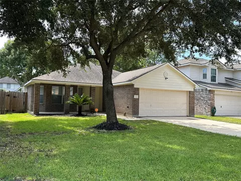 702 Danbury Park Ln, Houston, TX 77073