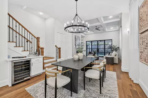 1713 Holman St, Houston, TX 77004