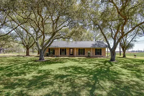 2719 Vail St, Rosenberg, TX 77471